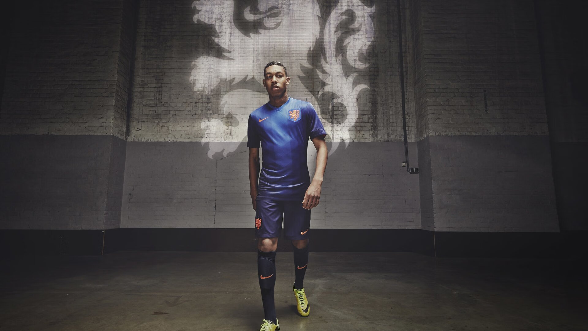 开云电子-强化高强度对抗训练，适应世界比赛节奏，进行高强度训练